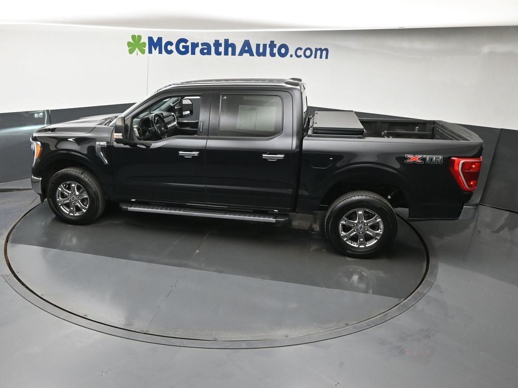 Used 2021 Black Ford XLT image 22