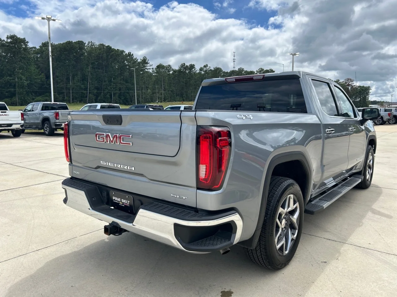 Used 2025 Sterling Metallic GMC SLT image 3