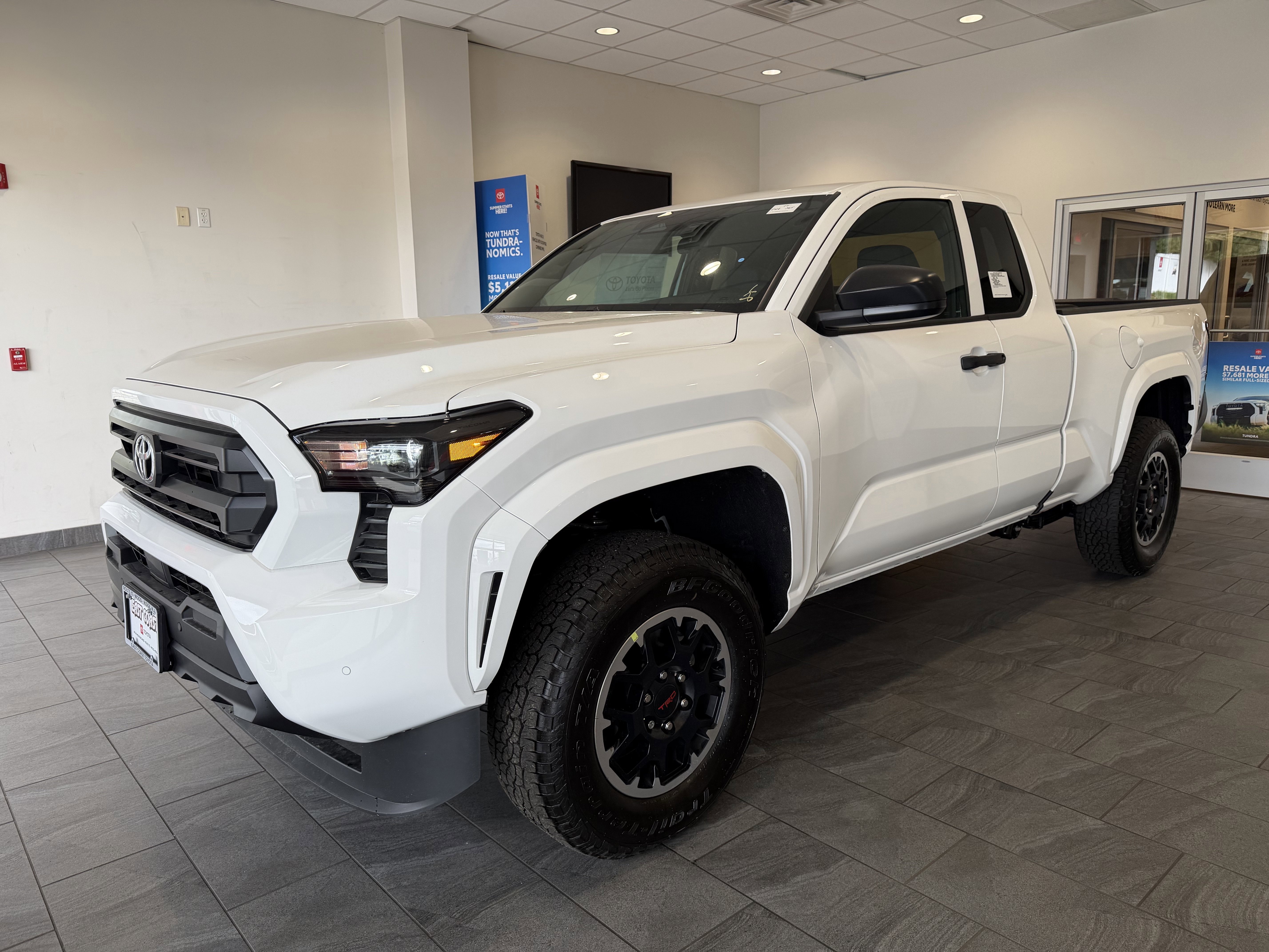 2026 Toyota Tacoma SR - Photo 49