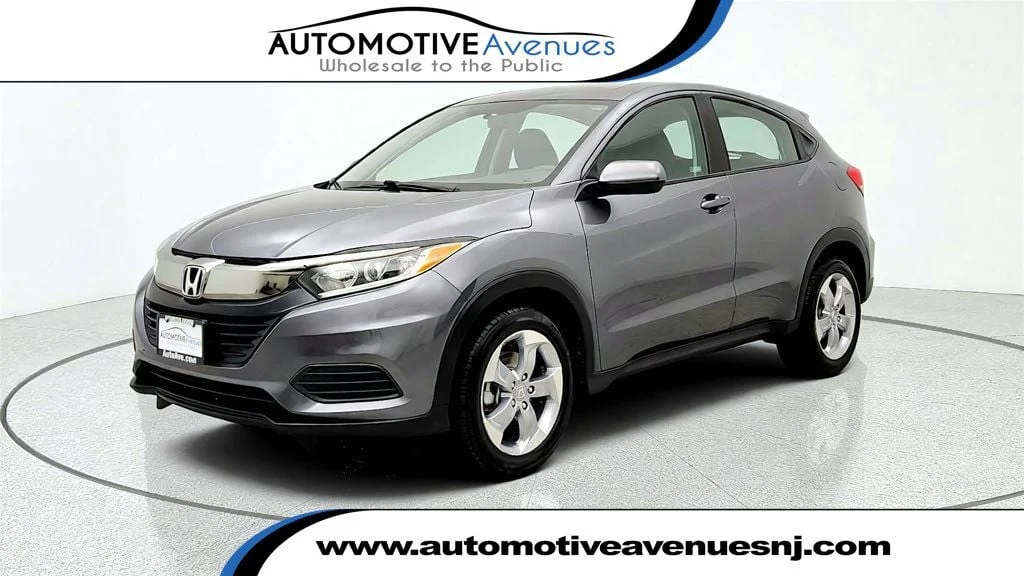 Used 2019 Modern Steel Metallic Honda LX AWD CVT image 1