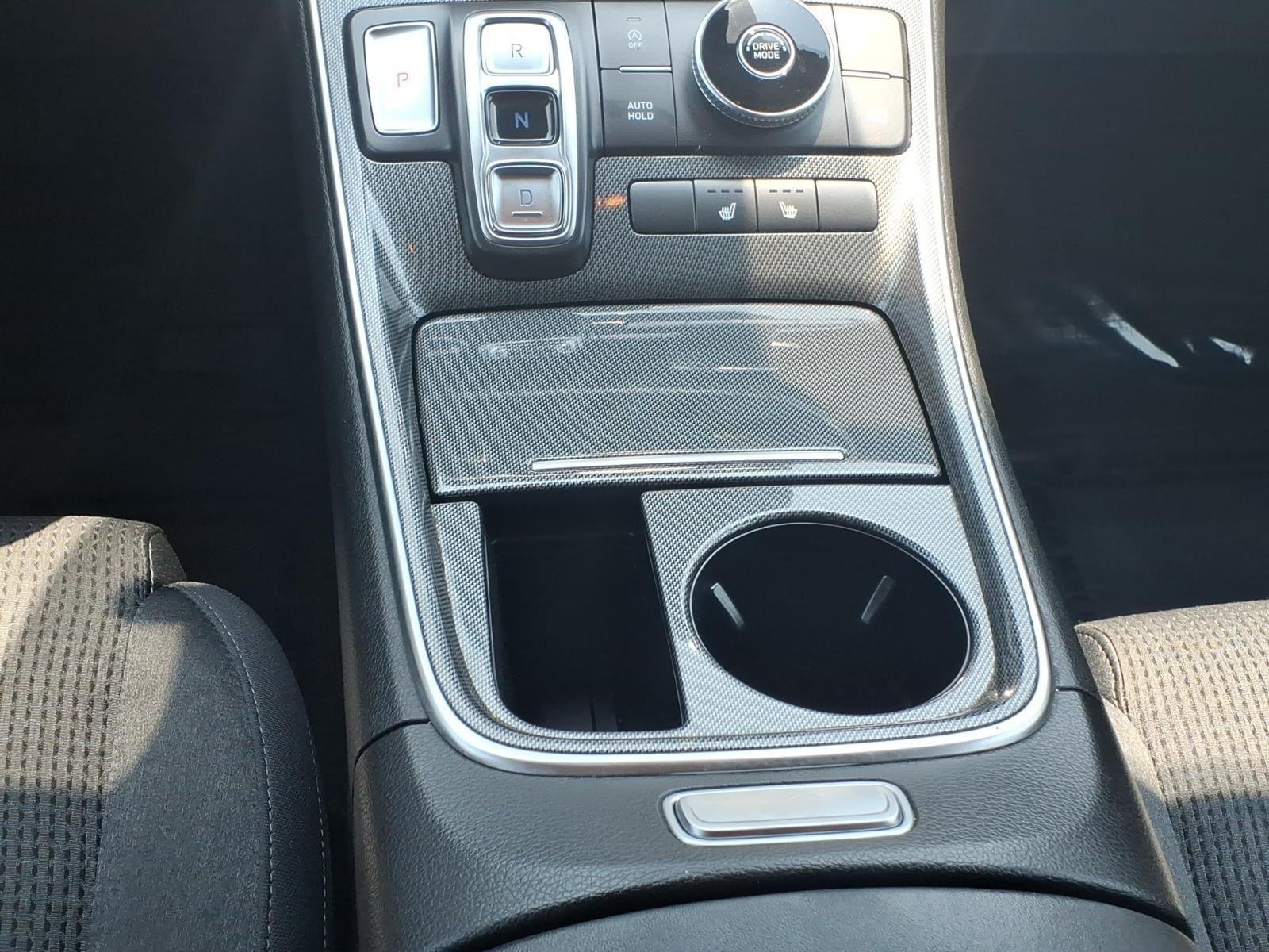 Used 2022 Quartz White Hyundai SEL image 18