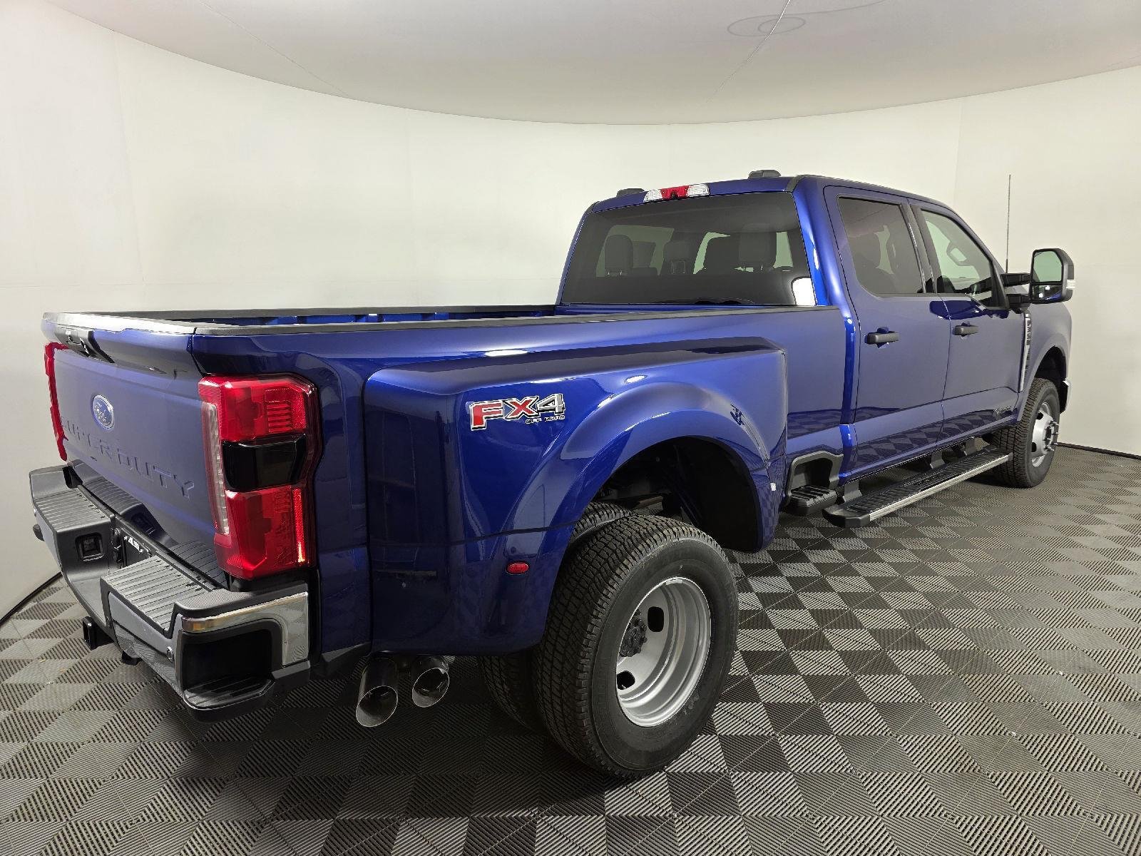 New 2026 Argon Blue Ford XLT image 8