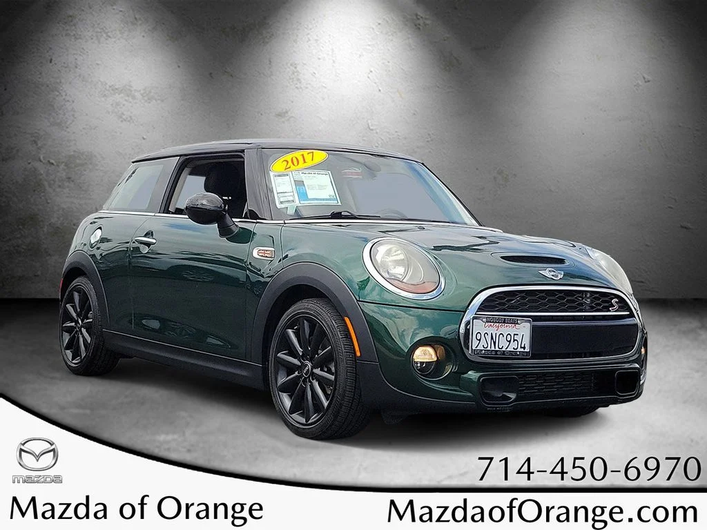 2017 MINI Cooper S's photo