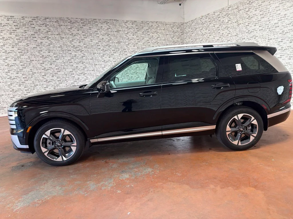 New 2027 Abyss Black Pearl Hyundai Limited image 4