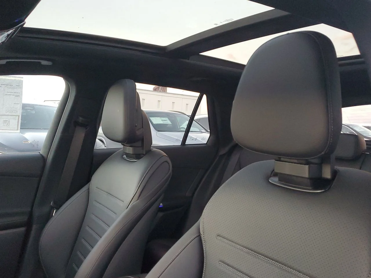 New 2026 Graphite Grey Metallic Mercedes-Benz GLC 300 image 19