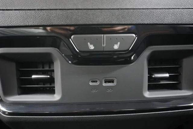 New 2026 Onyx Black GMC AT4 image 29