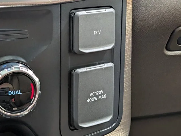 New 2026 Star White Metallic Tri-Coat Ford King Ranch® image 44