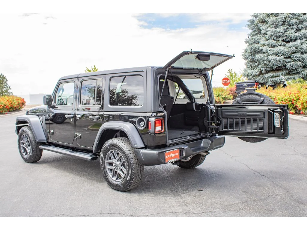 Used 2024 Black Clearcoat Jeep Sport S image 9