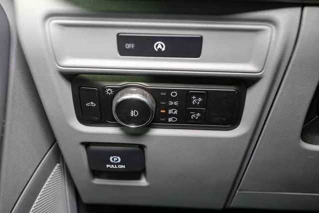 Used 2025 White Ford XLT image 33