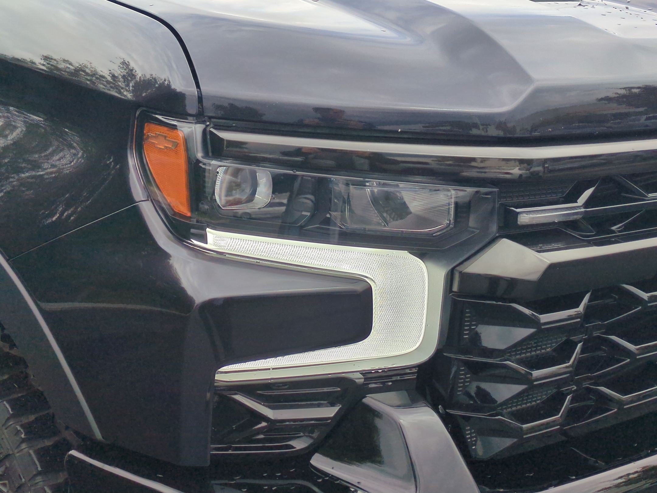 2022 Chevrolet Silverado 1500 ZR2 - Photo 11