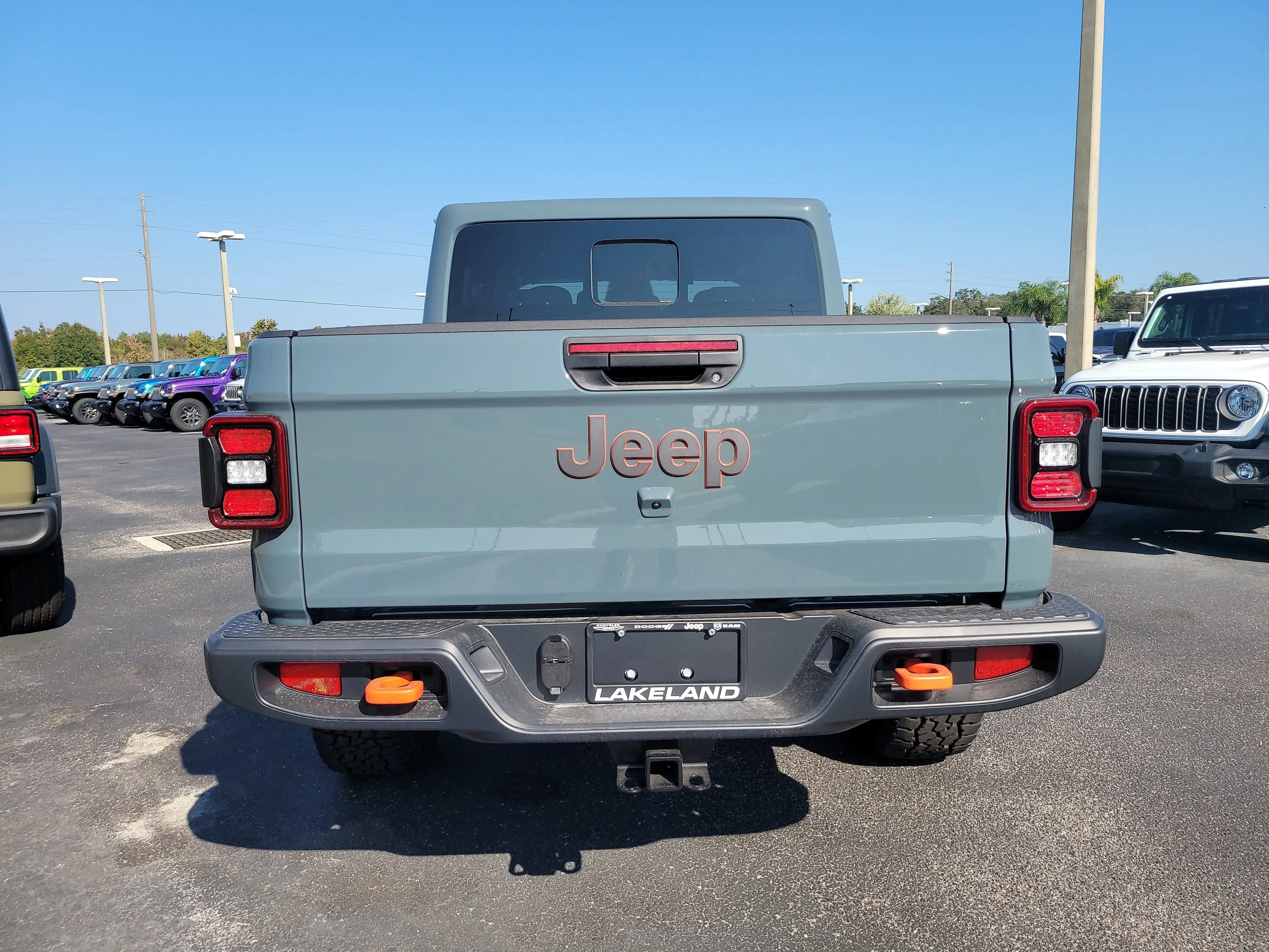 New 2026 Anvil Clearcoat Jeep Mojave image 7