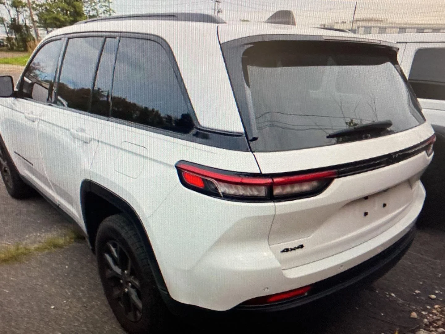 Used 2024 Bright White Clearcoat Jeep Altitude X image 5