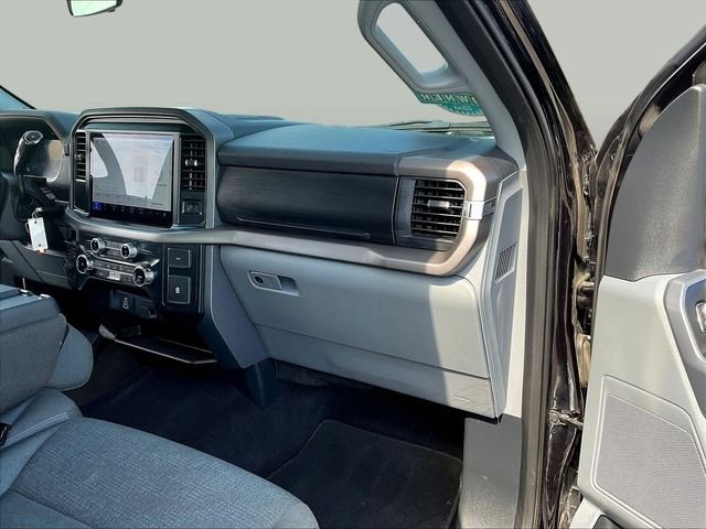 Used 2025 Black Ford XLT image 28