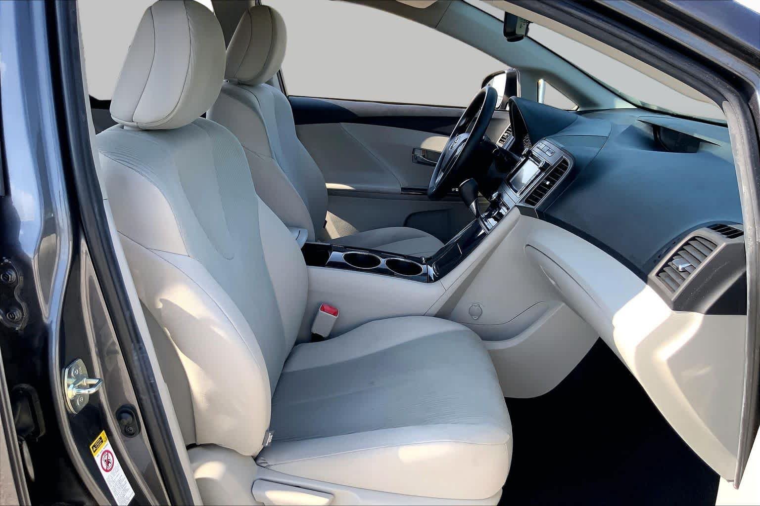 Used 2013 Magnetic Gray Metallic Toyota LE image 9