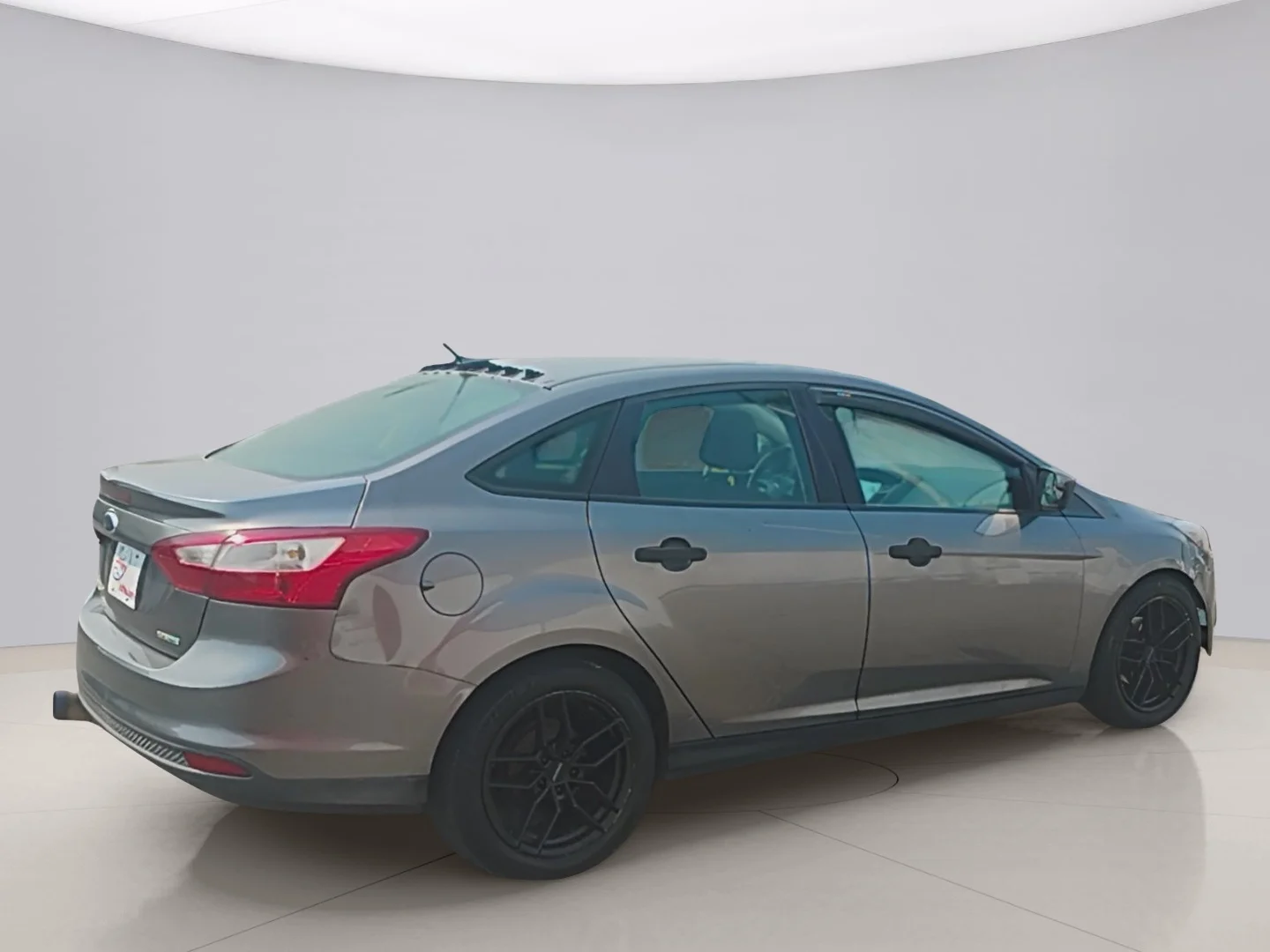 Used 2014 Gray Ford S SEDAN image 5