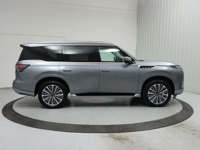 Used 2025  INFINITI SENSORY image 8