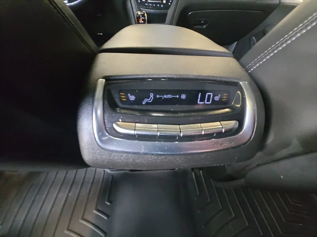 Used 2021 SATIN STEEL METALLIC Cadillac Premium Luxury image 27