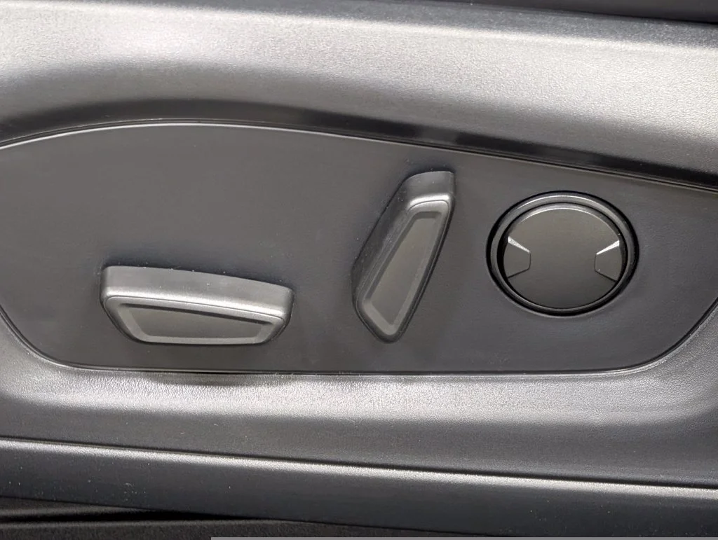 New 2027 Agate Black Metallic Ford Tremor® image 12