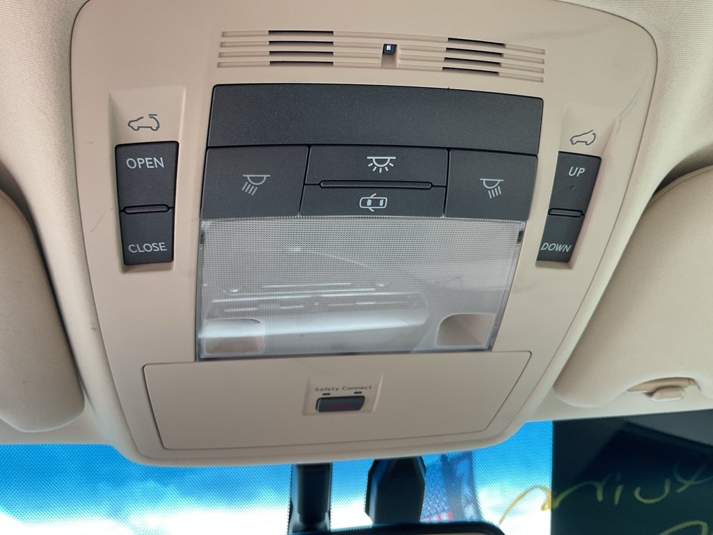 Used 2013 Deep Sea Mica Lexus Base image 26