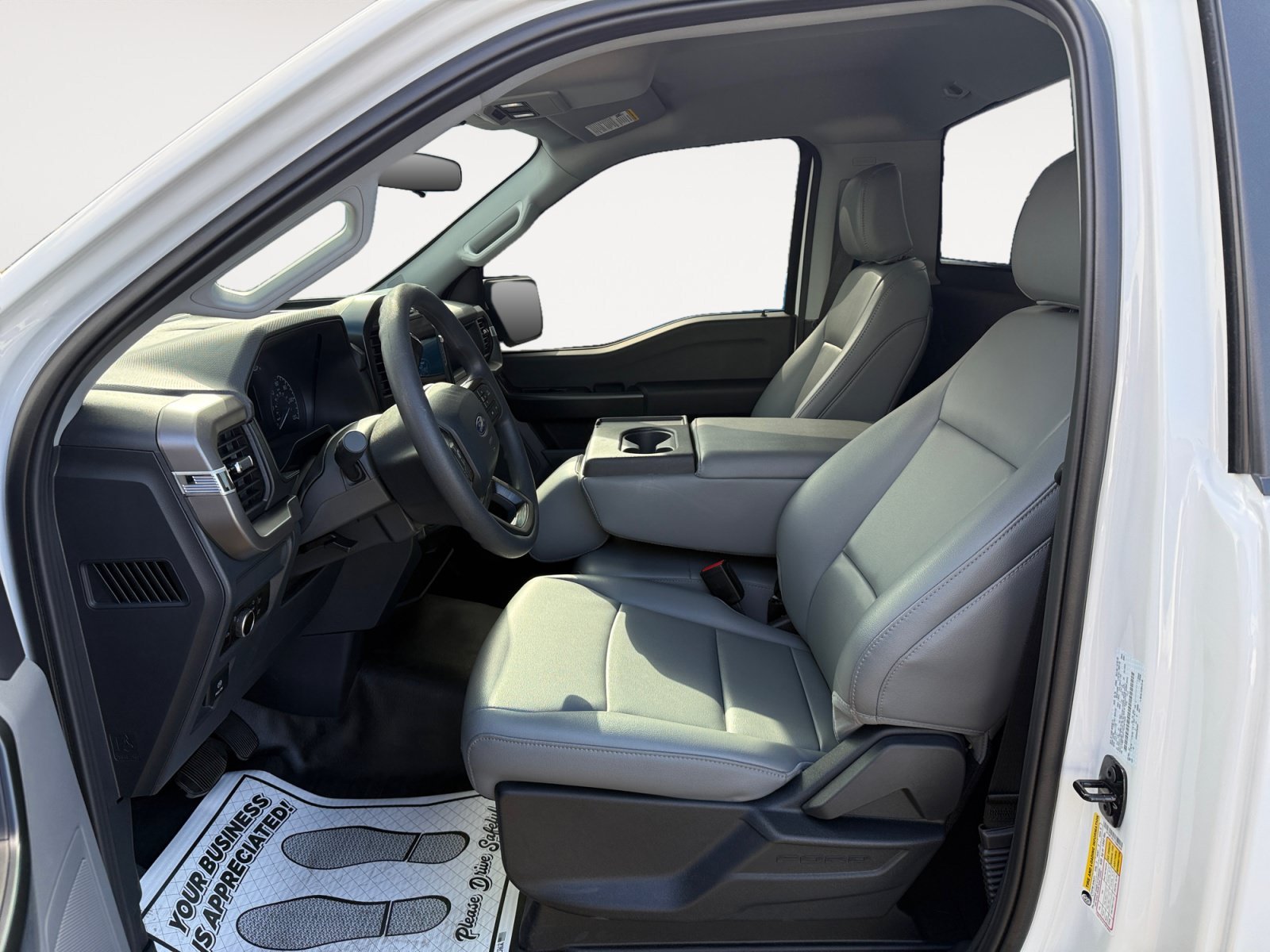 Certified Used 2026 Oxford White Ford XL image 10