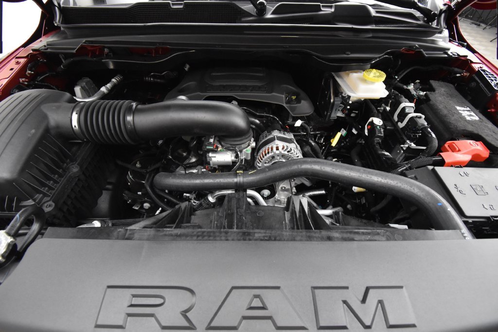 New 2027 Molten Red Pearl-Coat Exterior Paint RAM Laramie image 12