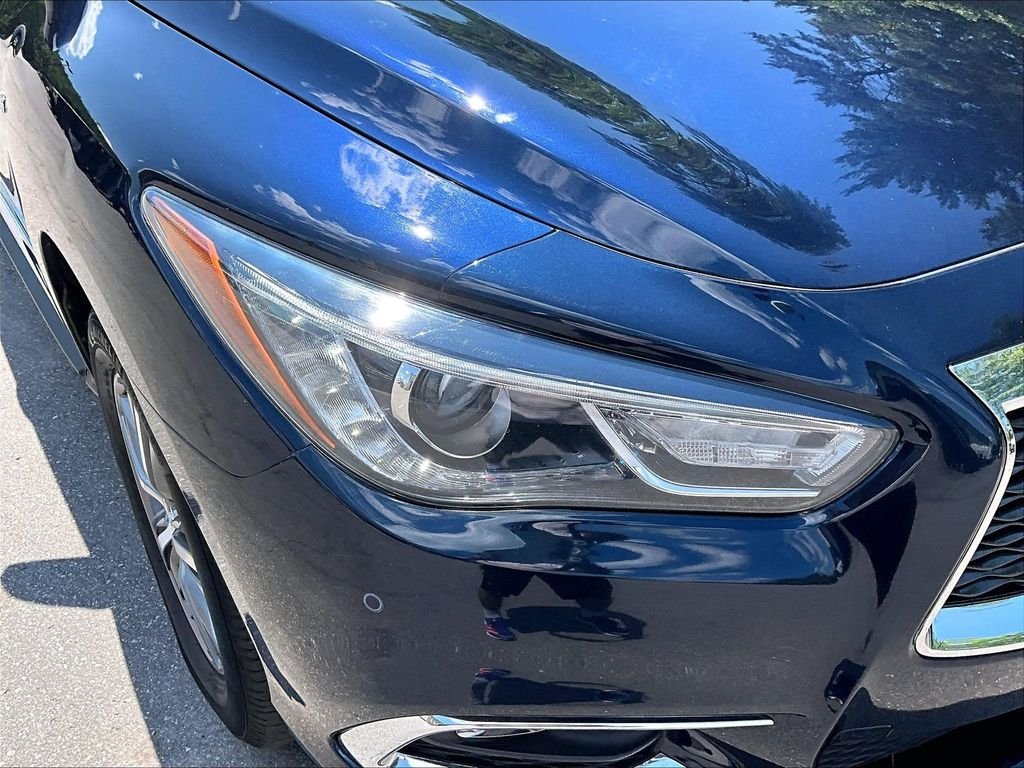 Used 2020 Hermosa Blue INFINITI LUXE image 34
