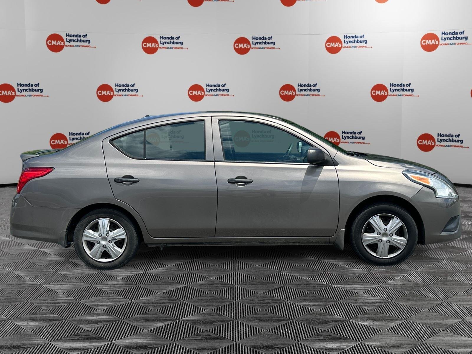 Used 2015 Titanium Nissan S Plus image 6