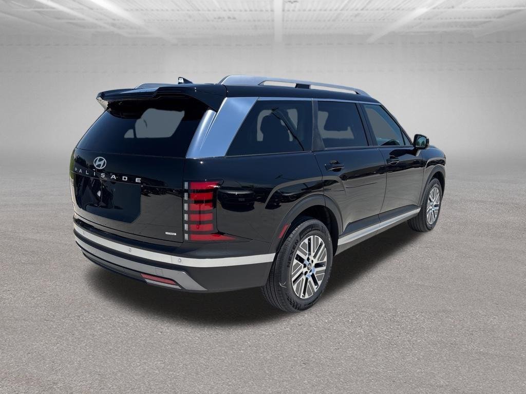 New 2026 Abyss Black Hyundai SEL 7P image 5