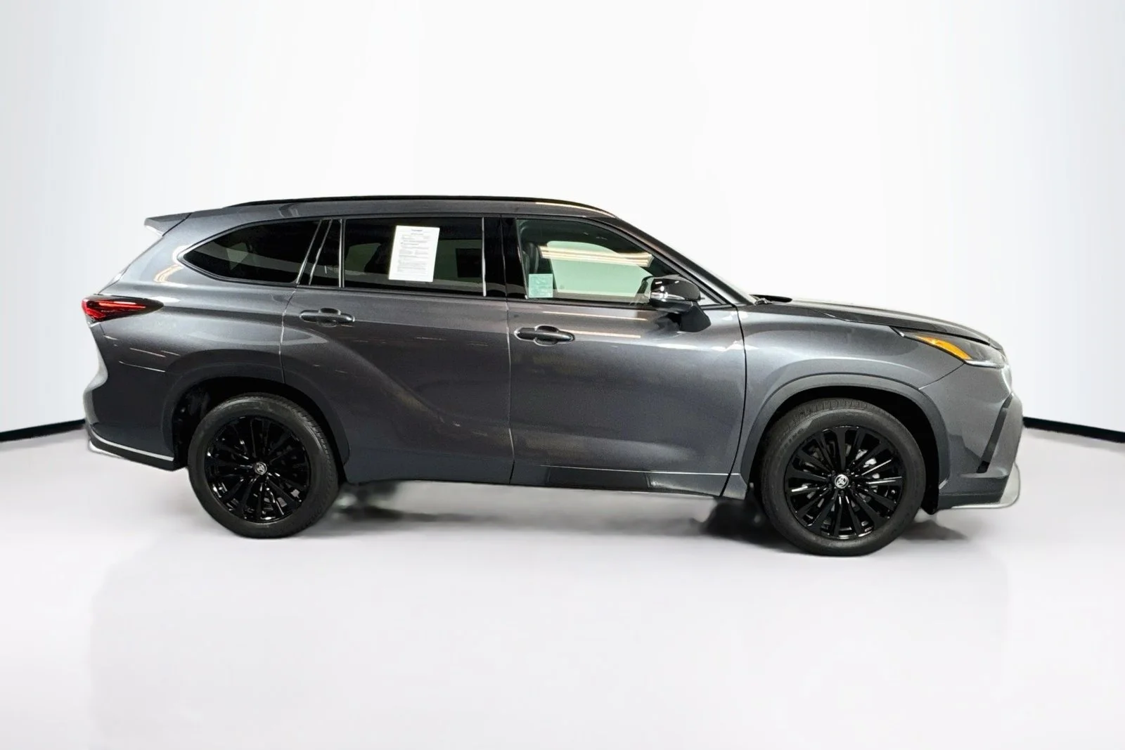 Used 2025 Gray Toyota XSE image 4