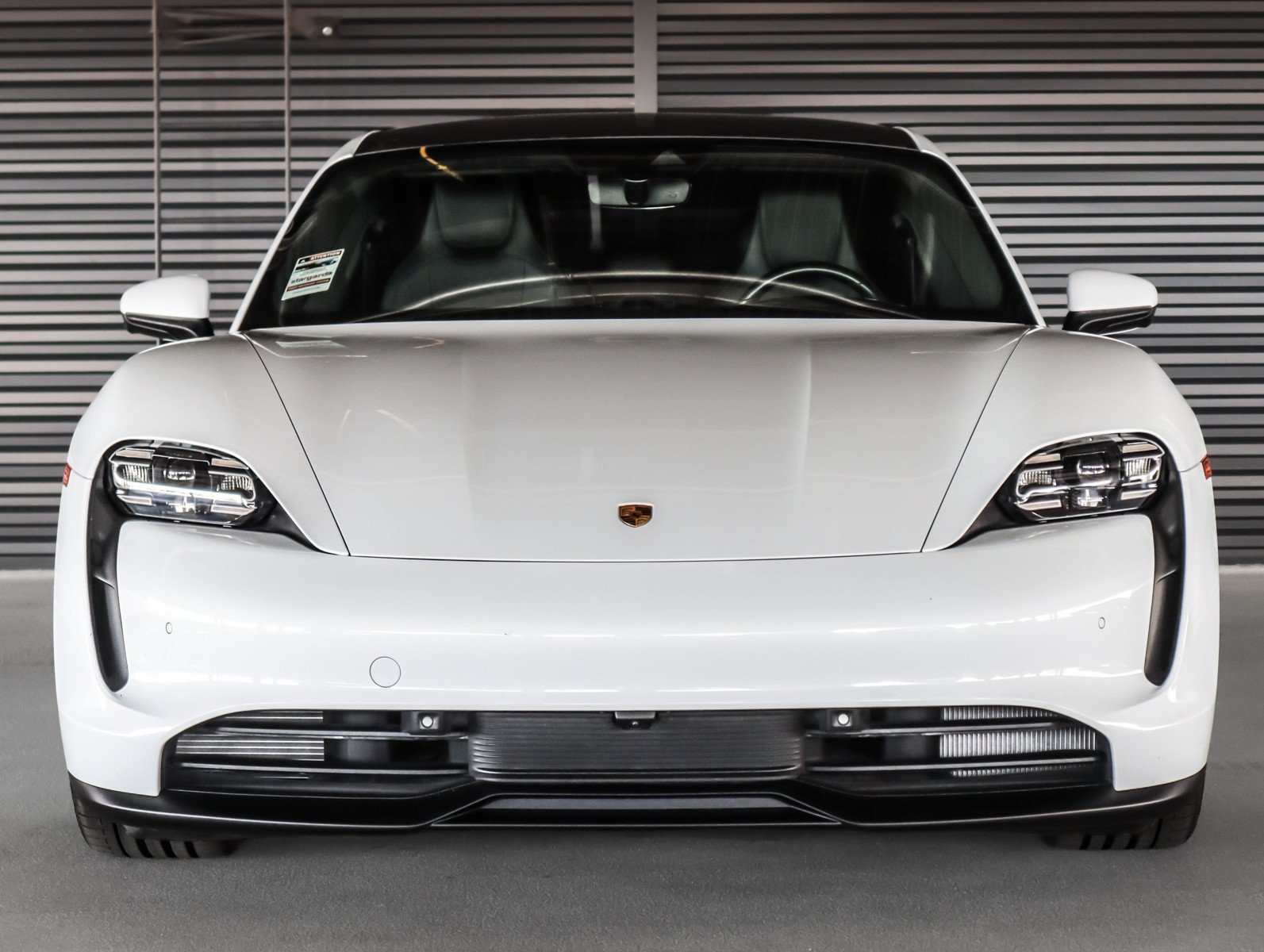 Certified Used 2023 Carrara White Metallic Porsche  image 8