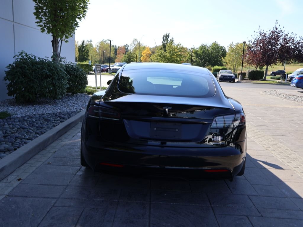 Used 2022  Tesla Plaid image 7
