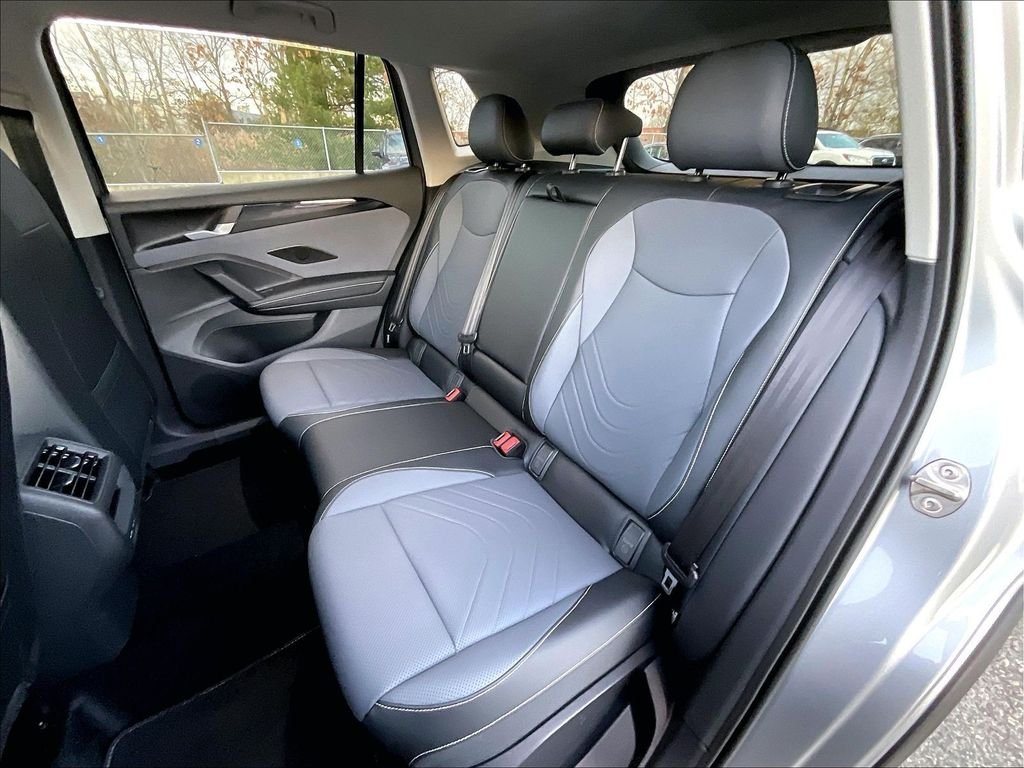 New 2026 Silver Volkswagen 2.0T SE image 15
