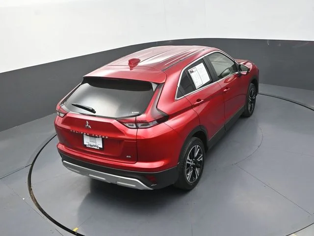 Used 2024  Mitsubishi SE image 17