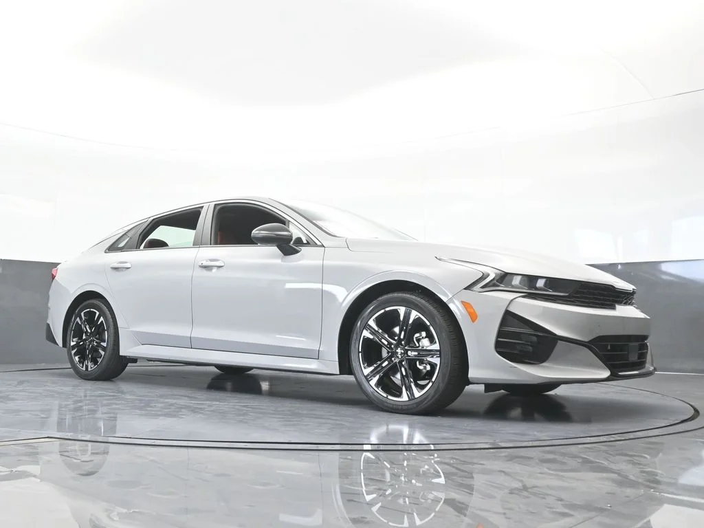 Used 2024 Wolf Gray Kia GT-Line image 66