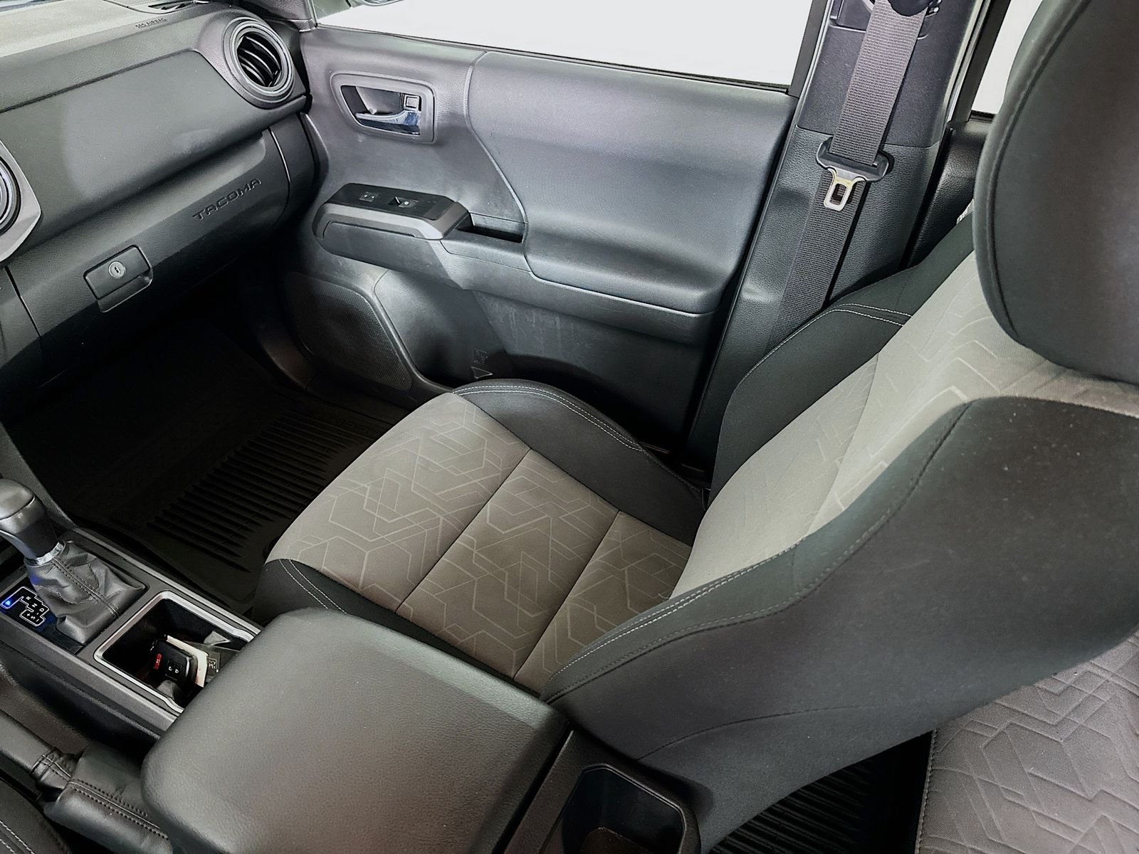 Used 2023 Ice Toyota TRD Off-Road image 21