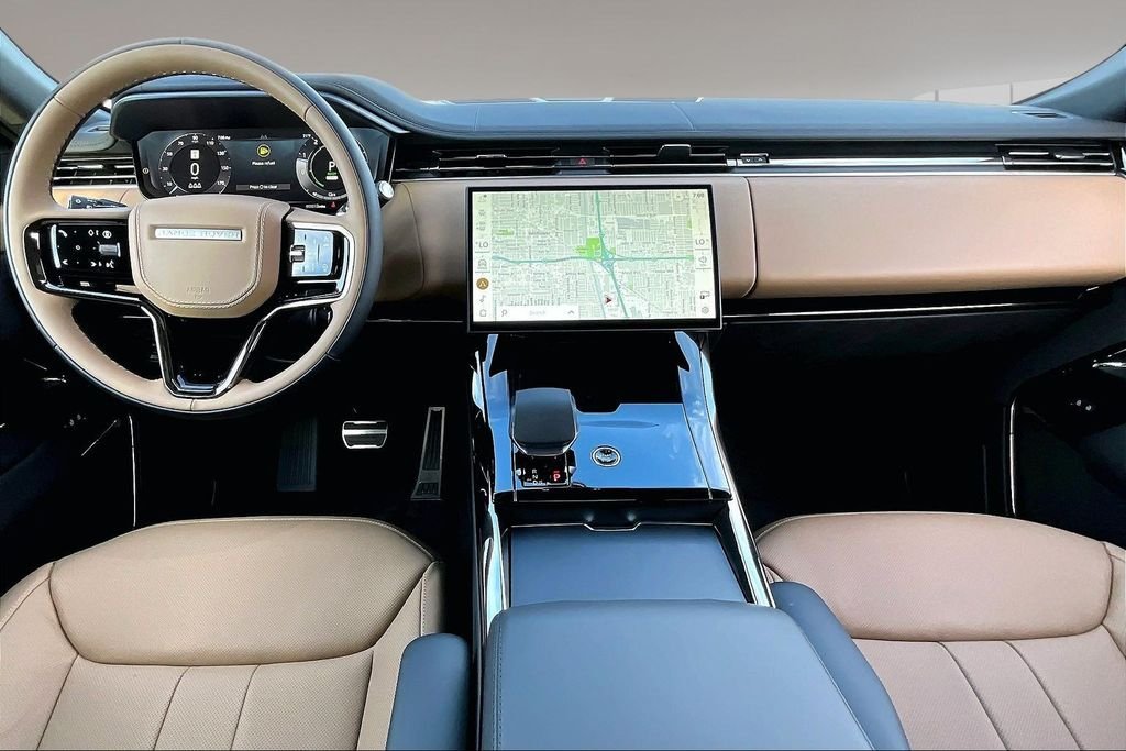 New 2026 VARESINE BLUE Land Rover Dynamic SE image 5