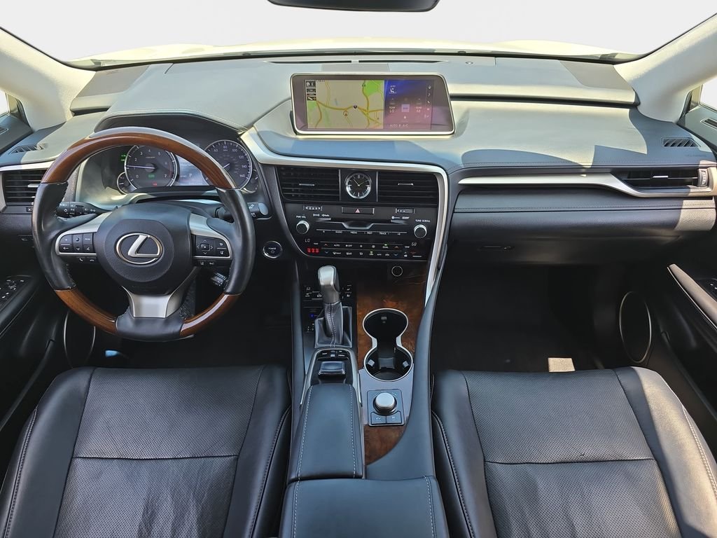 Used 2019 White Lexus 450h image 10