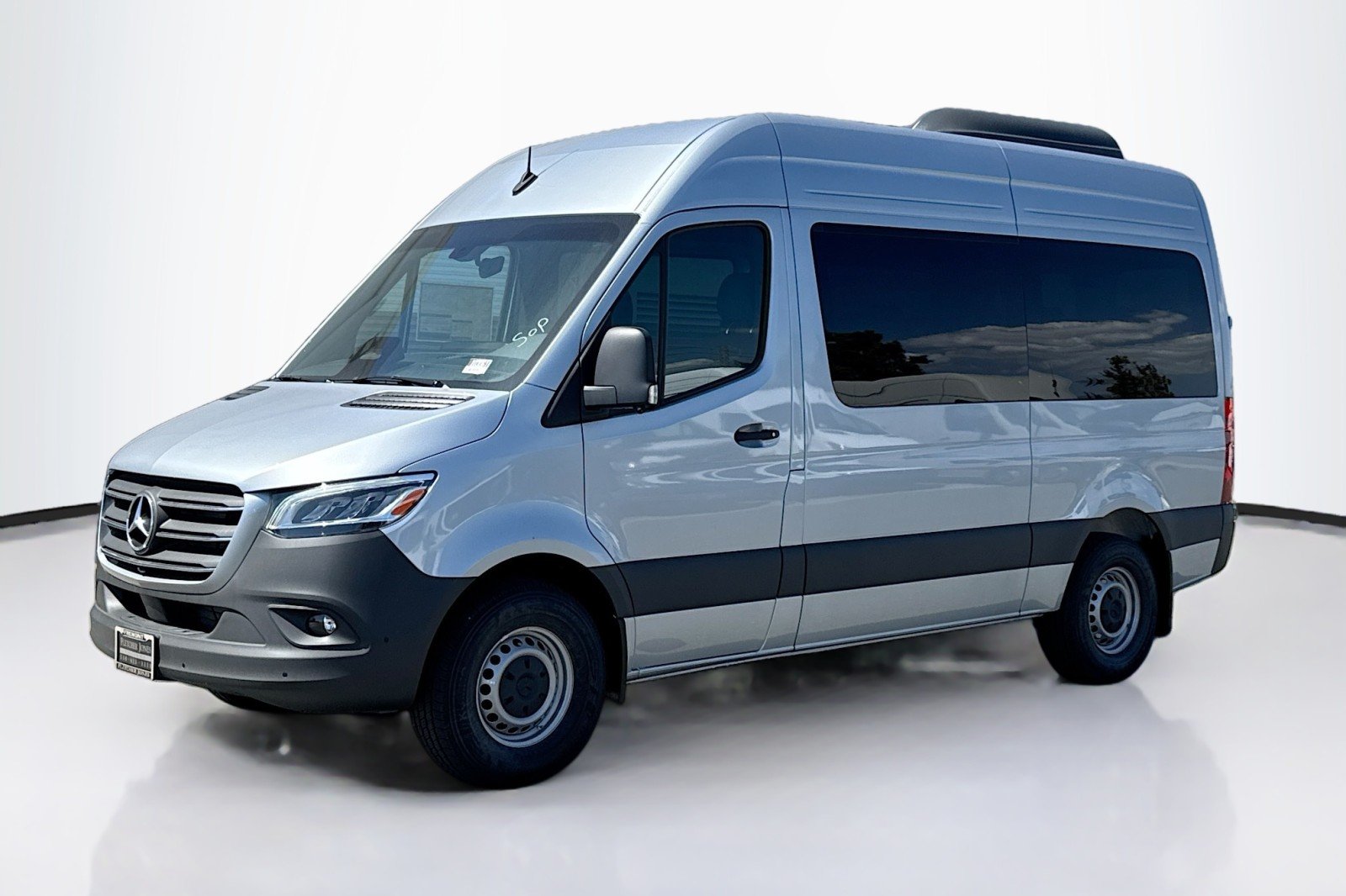 2026 Mercedes-Benz Sprinter 2500 144 WB HO's photo