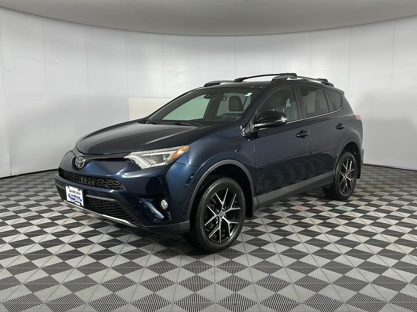 Used 2017 Galactic Aqua Mica Toyota SE image 3