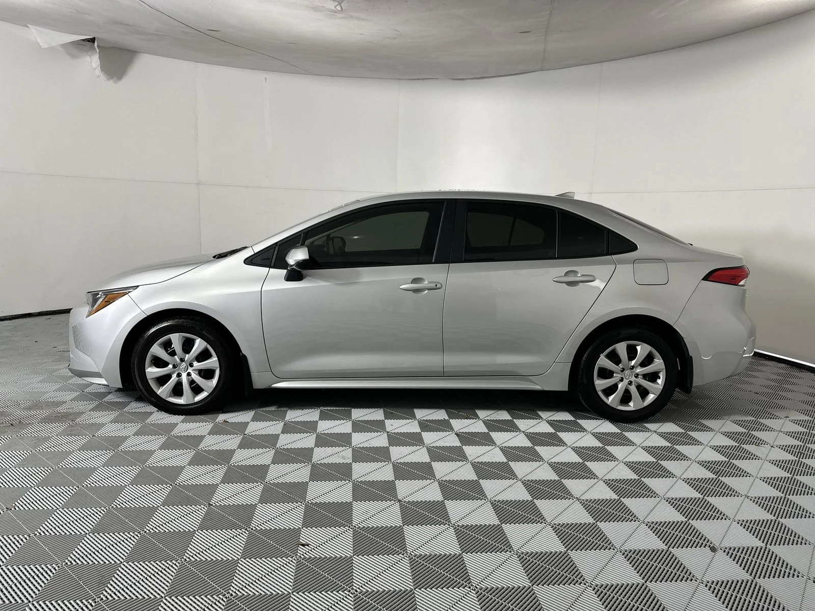 Used 2024 Silver Toyota LE image 5