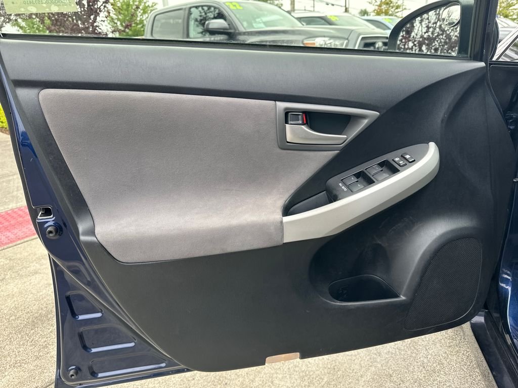 Used 2012 Nautical Blue Metallic Toyota Two image 11
