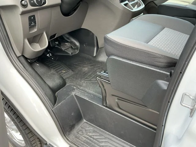 New 2026 Oxford White Ford Base image 15
