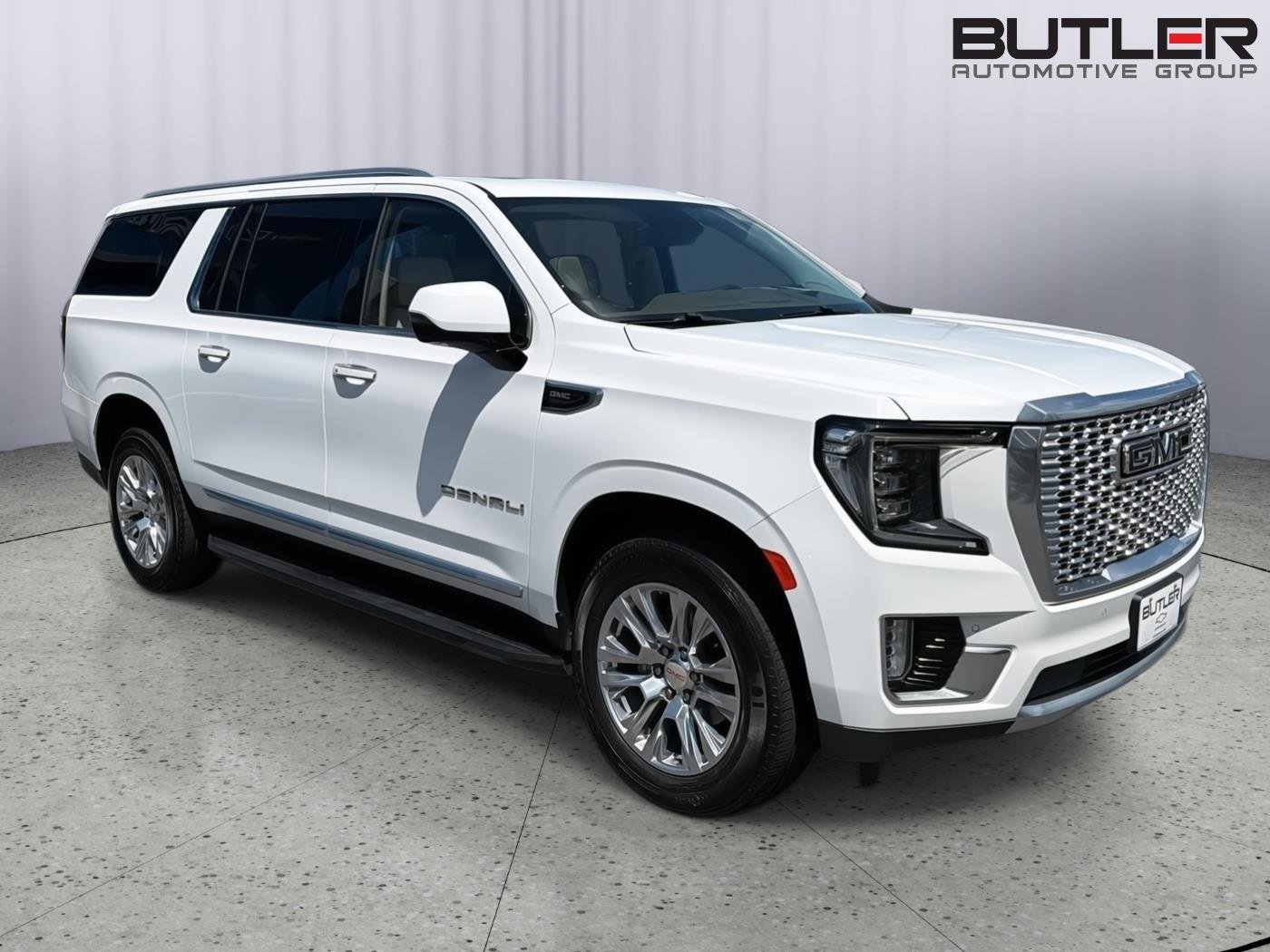 Used 2024 Summit White GMC Denali image 8