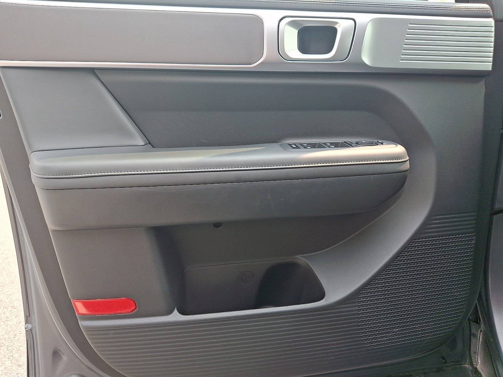 2025 Hyundai Santa Fe XRT - Photo 12