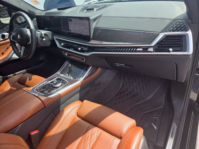 2026 BMW X7 M60i - Photo 18