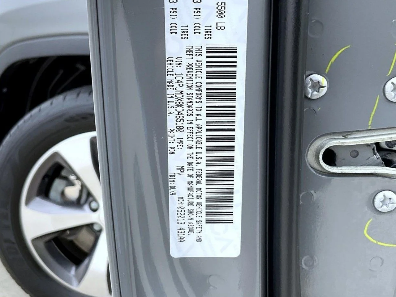 Used 2019 Gray Jeep Limited image 26