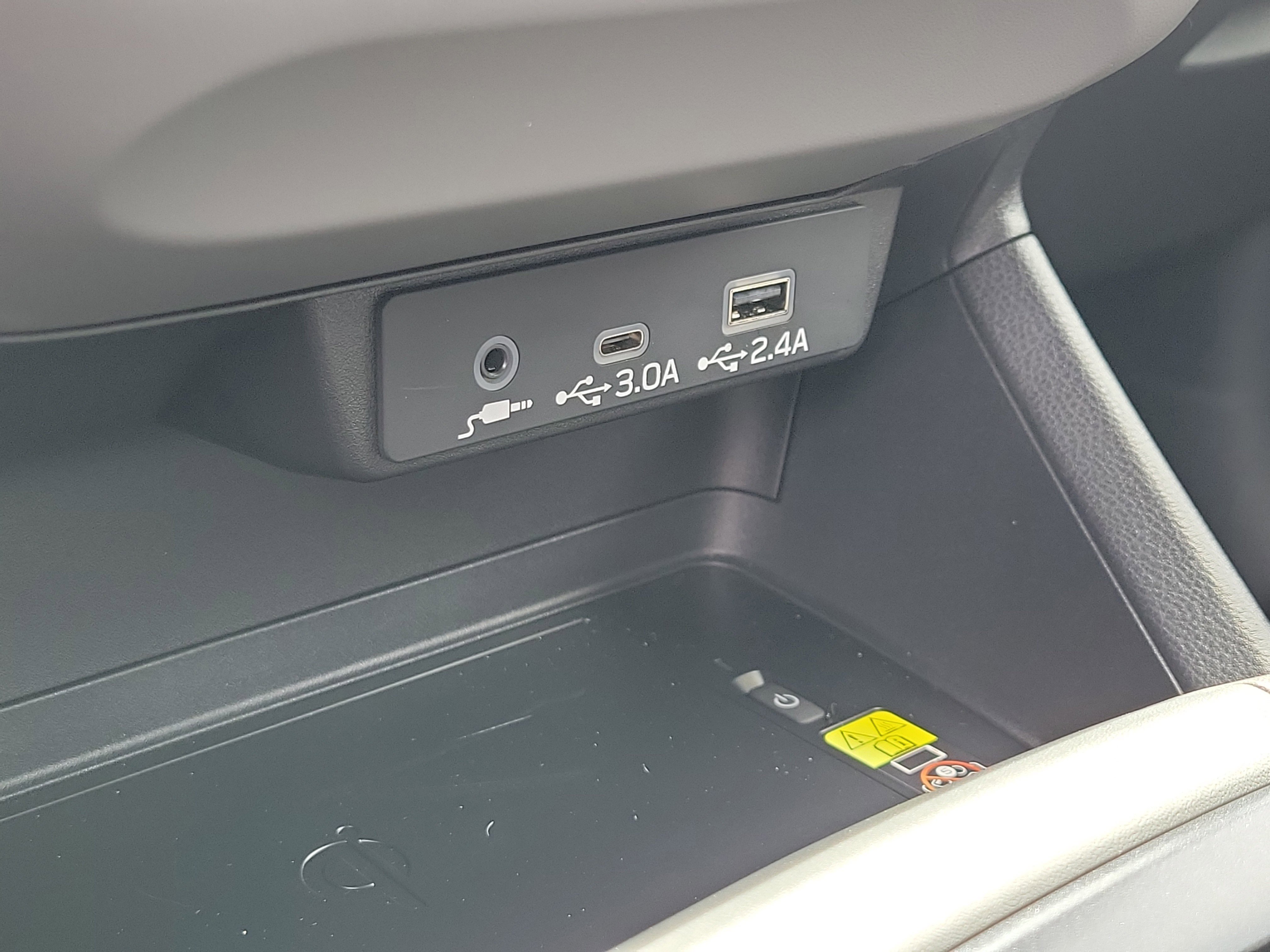 Used 2024 Crystal White Pearl Subaru Limited image 28