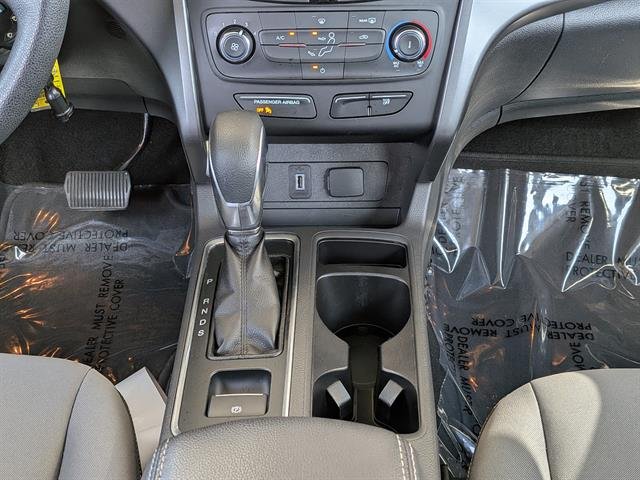 Used 2018 Red Ford S image 18