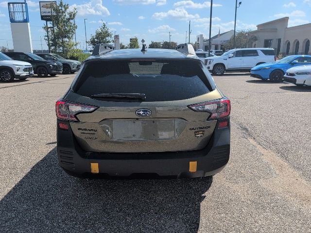Used 2025 Green Subaru Wilderness image 19