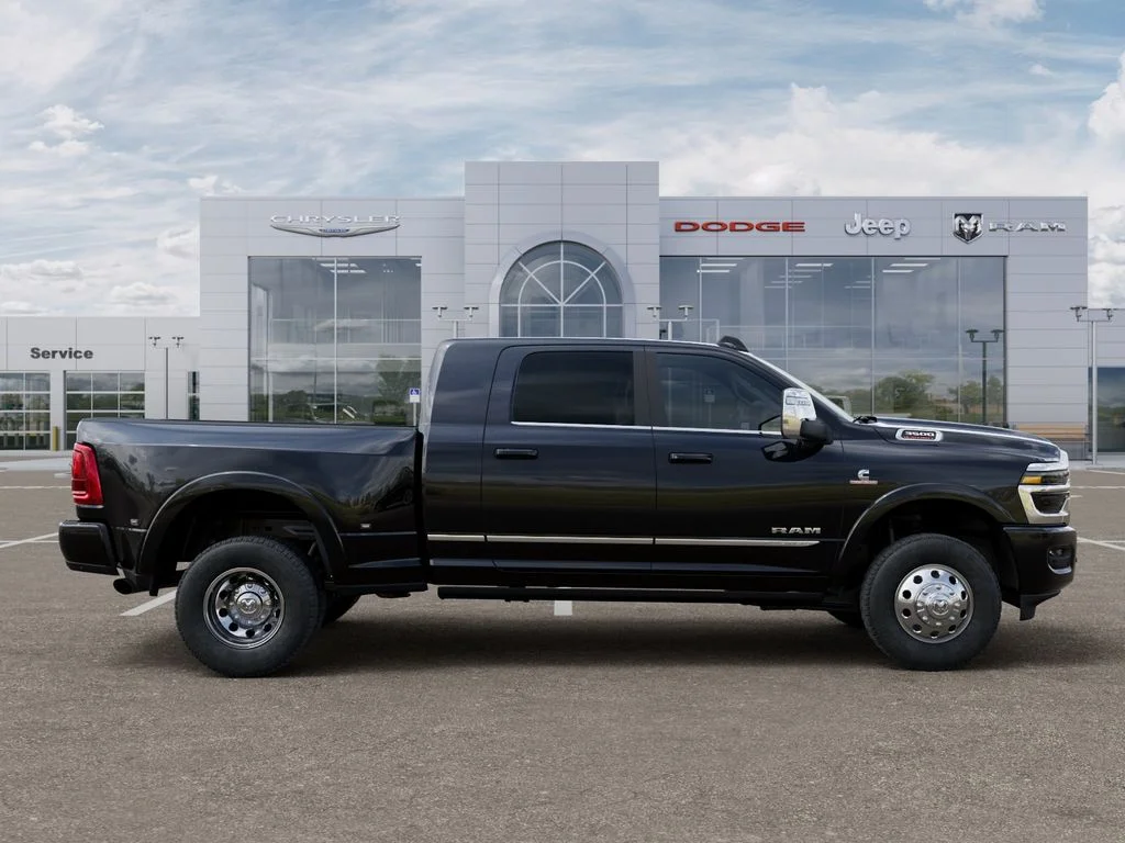 New 2026 Diamond Black Crystal Pearlcoat RAM Limited image 22